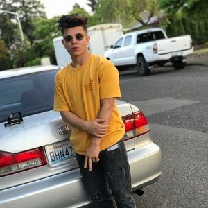 Meet your Posher, Michael